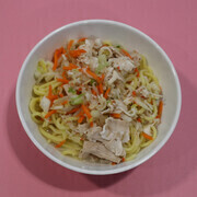 生徒応募献立の彩りみそちゃんぽんの写真です