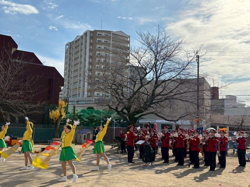 幼稚園にて防火・防災教室をしている写真です。