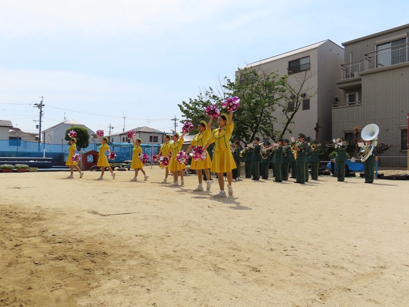 防火防災での演奏演技の写真です