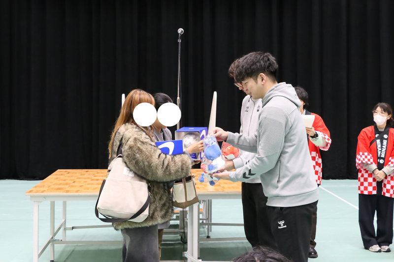 写真：お楽しみ抽選会