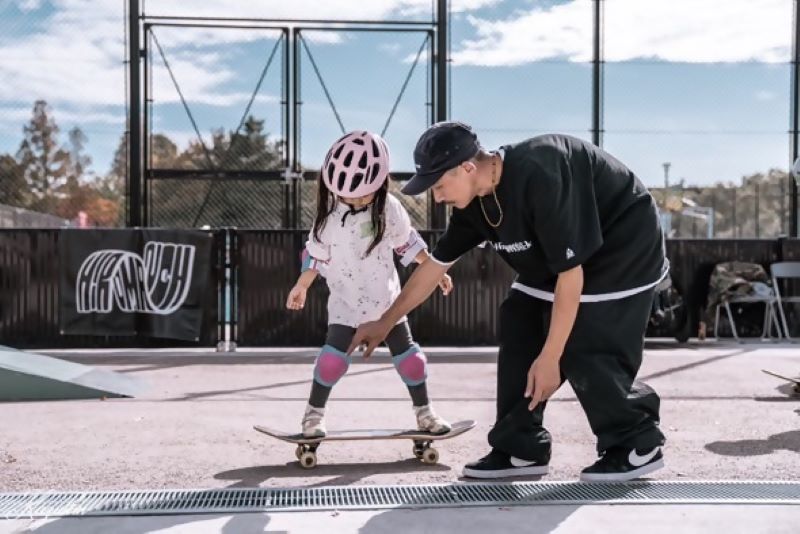 写真:スケートボード体験