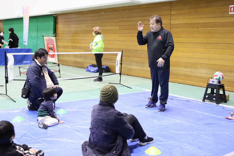 写真：座位バレーボール