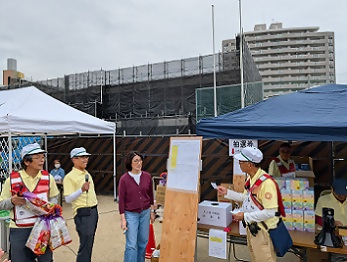 写真：抽選会の様子