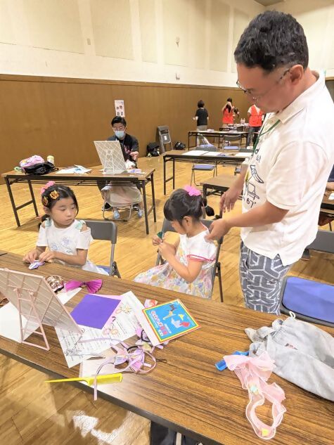 ヘアアレンジの様子の写真