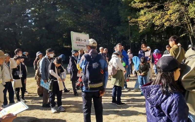 写真：大勢の参加者