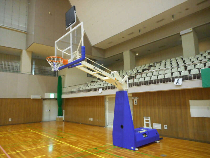 写真：露橋スポーツセンターバスケットゴール