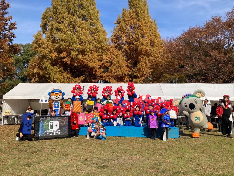 写真：コスプレ優秀賞贈呈の様子