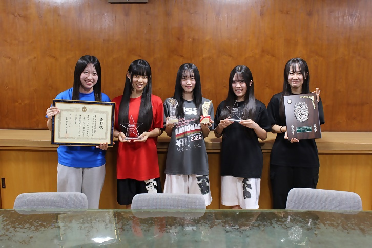 写真:部員のみなさん