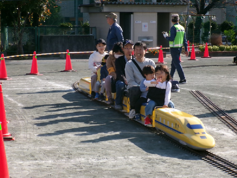 写真：運動場の様子1