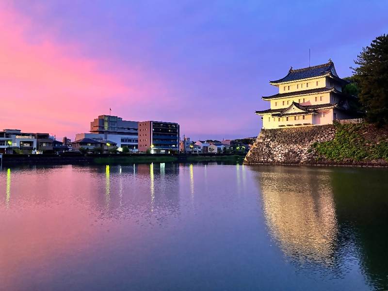 名古屋城のお堀の夕焼け