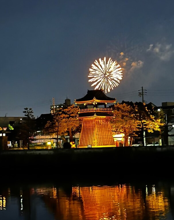 熱田の花火の様子