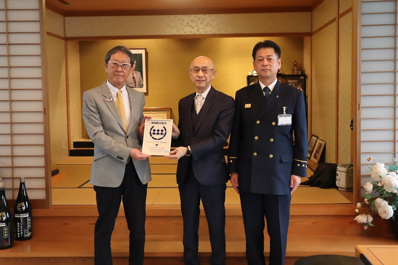 写真：栄学区防災安心まちづくり委員会とジャパンレンタカー株式会社との大規模災害時の支援協力覚書締結