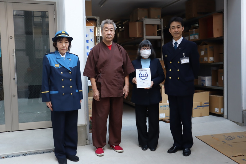 写真：橘学区防災安心まちづくり委員会と株式会社高橋器械店との大規模災害時の支援協力覚書締結