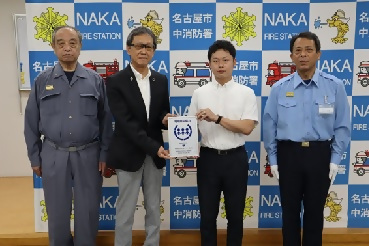 栄学区防災安心まちづくり委員会と栄ガスビルとの大規模災害時の支援協力覚書締結の写真