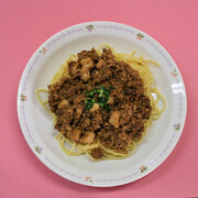 生徒応募献立のお肉たっぷりマーボーパスタの写真です