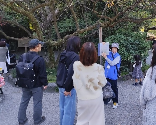 写真：熱田神宮特別ガイドツアーの様子