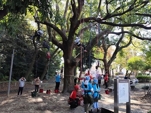 写真：古墳マルシェの様子3