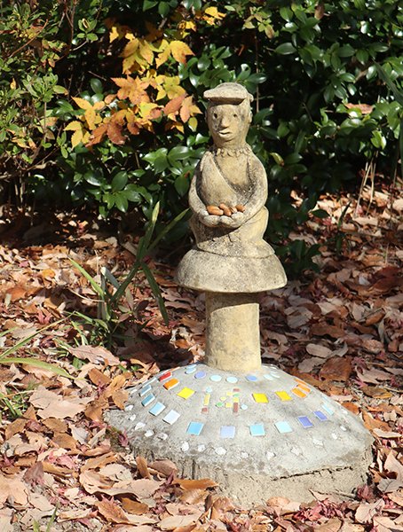 写真：東谷山の埴輪（守山区)