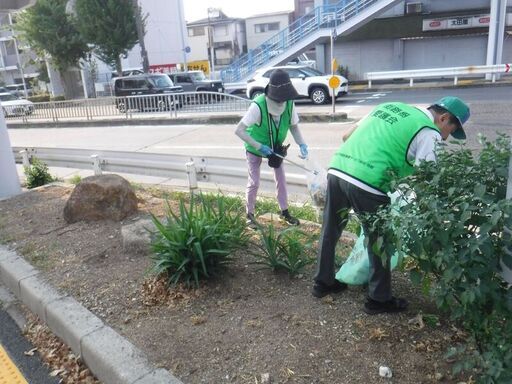 街路清掃中の写真