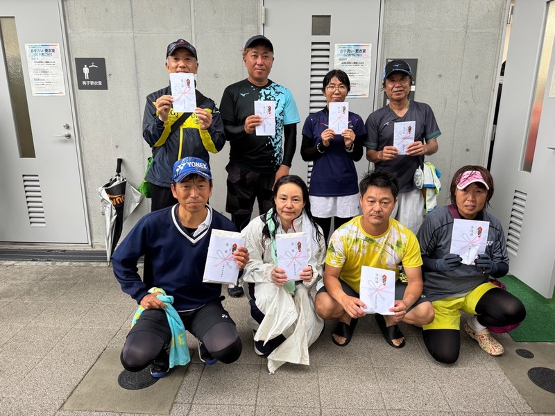 壮年(2)の部入賞者の皆さんの写真