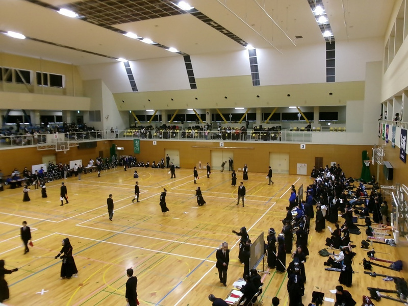 中学生以下の部の対戦の様子