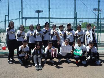 優勝チームの写真