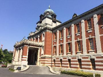 写真：建物正面