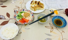 画像:他の人の料理が並んだ様子