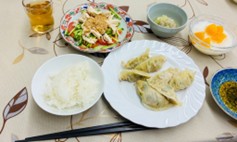 画像:おいしそうに料理が並んだ様子