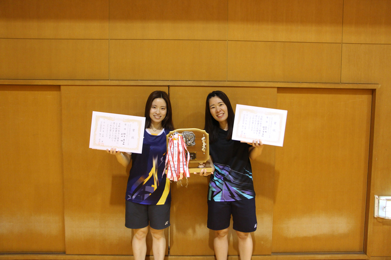 写真　女子中上級　優勝