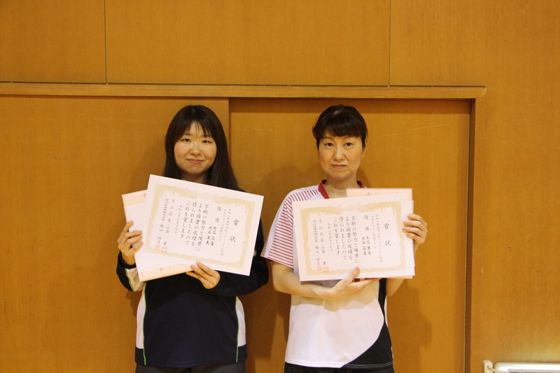 写真　女子初級　優勝