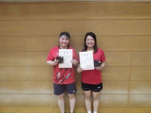 写真：女子1位グループの優勝者