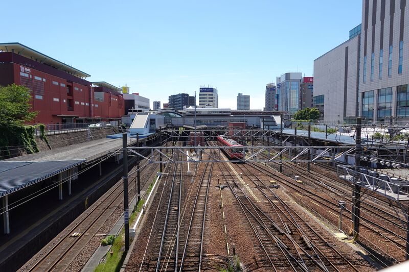 伏見通から金山総合駅を見る画像