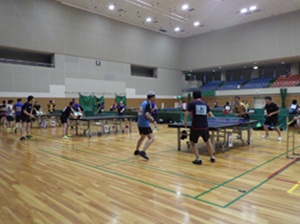 卓球大会の様子の写真