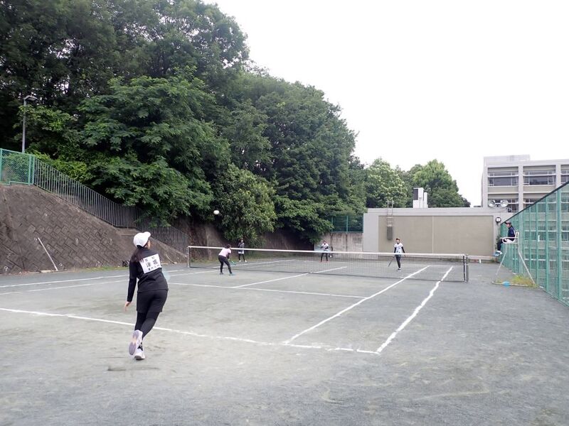 女子の部、試合中の写真