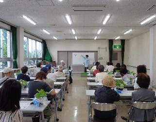 緑のカーテンづくり講習会の写真