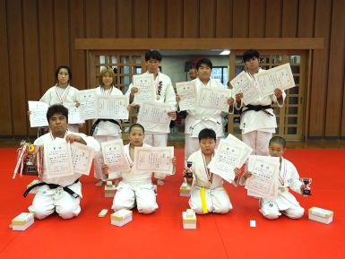 写真：全部門の優勝者