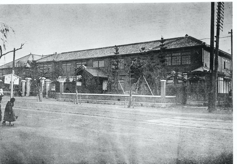 二代目の市役所庁舎の写真