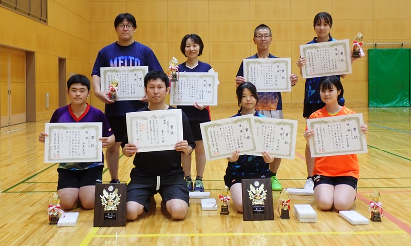 優勝者の集合写真