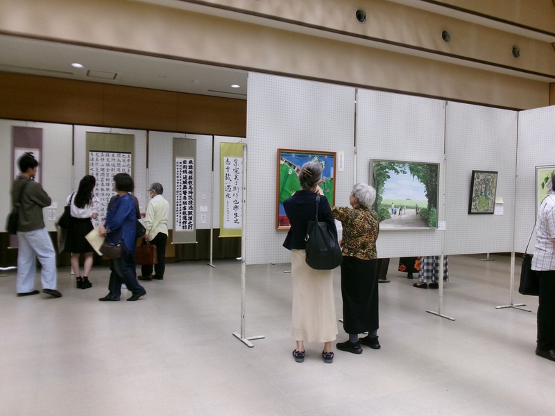 令和7年度区民美術展の様子