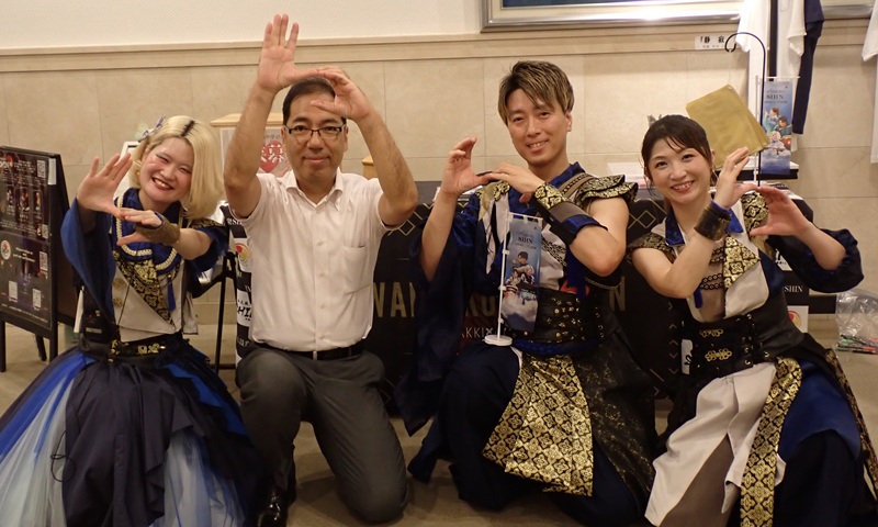 写真：和太鼓衆SHINと名東区長