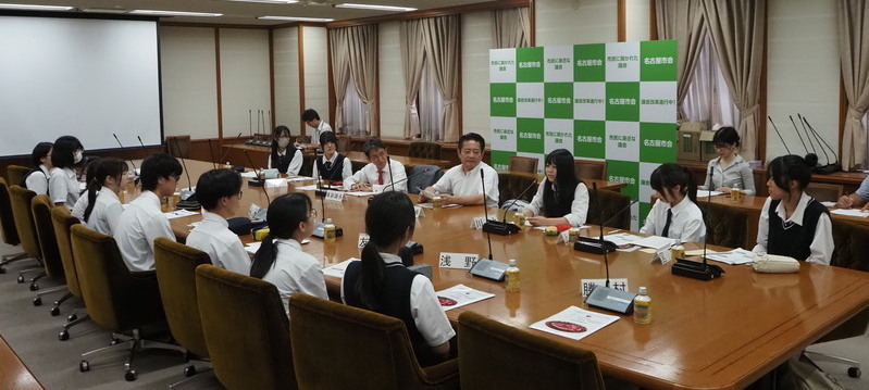 画像　意見交換会の様子