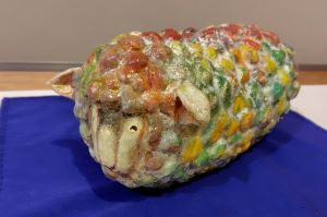 写真：彫刻工芸部門市長賞の作品