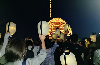 疫病退散のお祈りの様子