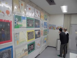 小学生の絵画展