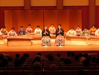「八重垣」の演奏