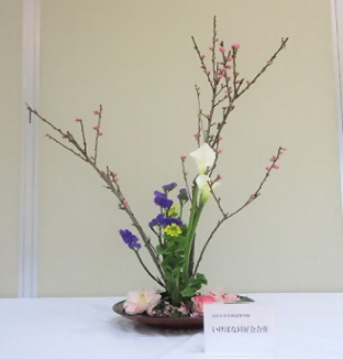 いけばな同好会合作の作品