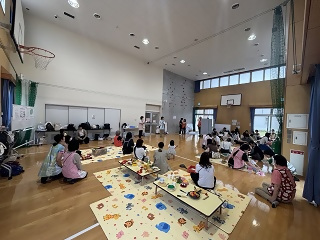 熱田児童館で行われたあつたっ子ひろばの様子