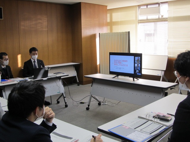 学生とのリモート会議の様子