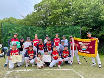 優勝した千石学区チームの写真
